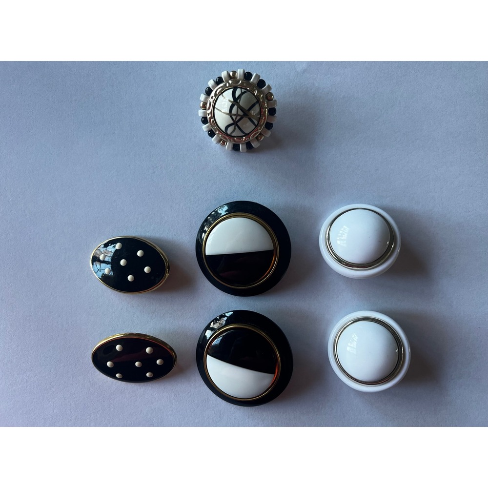 3 pair 1 single Vintage Clip On Earring Oval Black White Round Geometric Retro